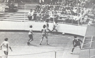 NASL Soccer Los Angeles Aztecs 74-75 Indoor Road back 4, 6, Gary Allison