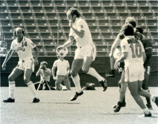 NASL Soccer Los Angeles Aztecs 77 Home Back Martin Cohen, Timbers