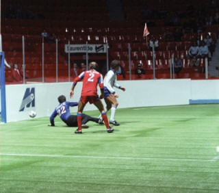 NASL Soccer Toronto Blizzard 81-82 Indoor Road Back Bruce Wilson, Blagoje Tamindzic