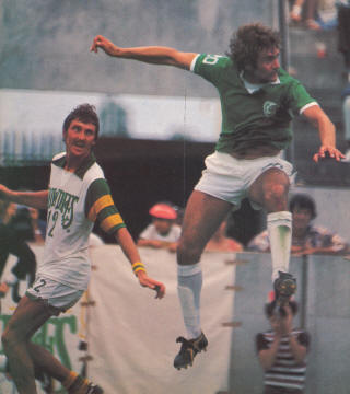 Tampa Bay Rowdies New York Cosmos 1977 Road No Num Mike Dillon, Derek Smethurst