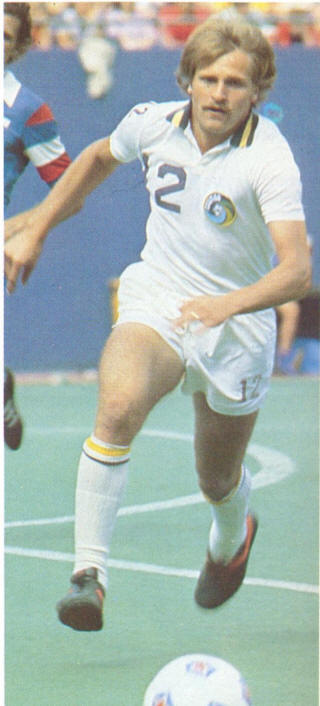 NASL Soccer New York Cosmos 80 Home Larry Hulcer (2)