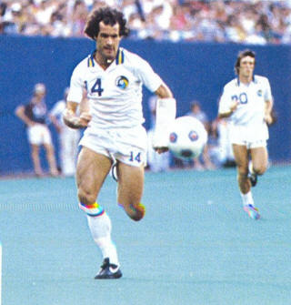 NASL Soccer New York Cosmos 81 home steve wegerle 2