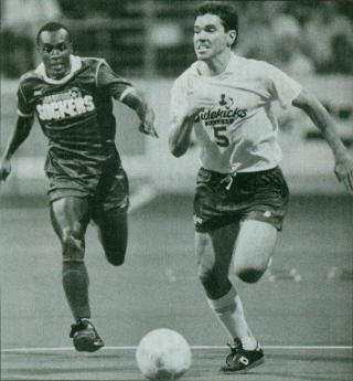 Sidekicks 90-91 Road Mike Powers, Sockers