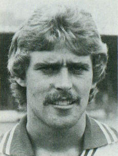 NASL Soccer Tulas Roughnecks 1980 Head Viv Busby.jpg