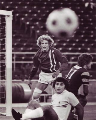 NASL Soccer Tampa Bay Rowdies 75 Road Back Doug Wark