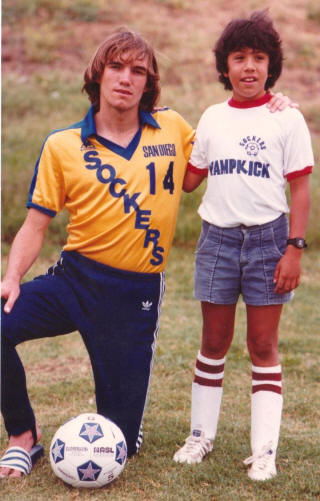 San Diego Sockers 1981 Home Gordon Dallas with Camper.jpg