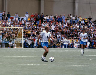 Sounders 77 Home Mel Machin, Cosmos Soccer Bowl