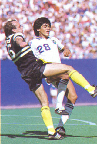 NASL Soccer Chicago Sting 81 Road Back Dave Huson (2)