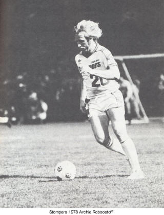 NASL Soccer Oakland Stompers 78 Home Archie Robostoff.jpg