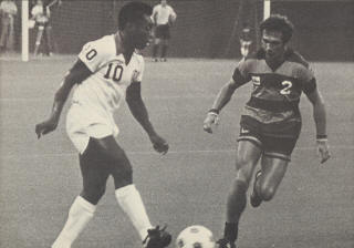 New York Cosmos Ft. Lauderdale Strikers 1977 Pele, Maurice Whittle 3.jpg