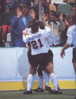 Strikers 86-87 Road Back Hector Marinaro