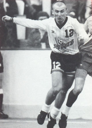 Strikers 86-87 Road Jerry Adzic 2