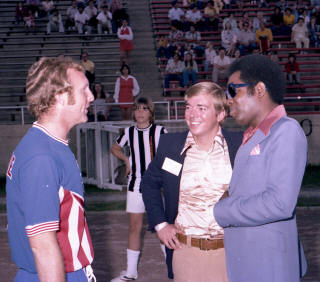 Thunder 76 Road Bobby Moore, Lou Rawls (1)